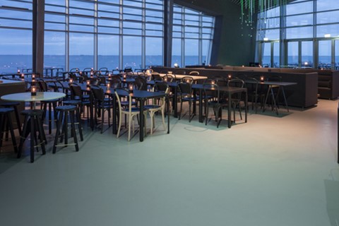 Leisure & Hotels